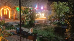 کافه رستوران برکه