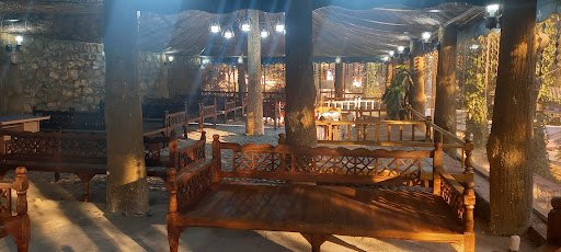 سفره خانه سنتی جهانگردی