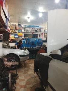 تعمیرگاه تخصصی خودرو ربیعی 2