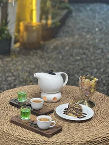 کافه گالری مهدیار
