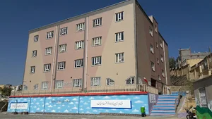 دبیرستان حیدرمحی وقانع