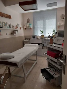 کلینیک زیبایی پوستینو