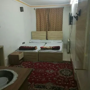 مهمانپذیر مشهدی