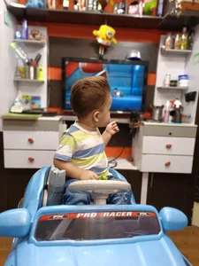آرایشگاه تخصصی کودک بادکنک 5