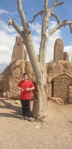 قلعه نشست آباد