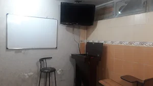 آموزشگاه زبان مهراندیش