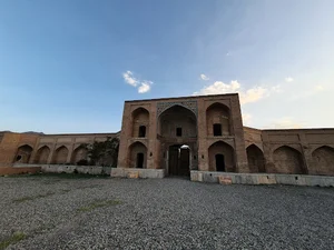 کاروانسرای گبر آباد