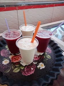 عسل بستنی