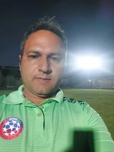مجموعه ورزشی پاکنژاد