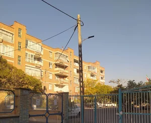 بلوک۱۵آبادانی مسکن(آپارتمان های قرمز)