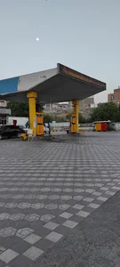 پمپ بنزین احمد آزادوار