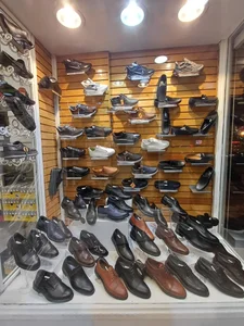 فروشگاه کفش چرم طور 4