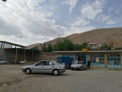 پمپ بنزین