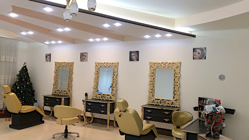 انستیتو زیبایی چهره سازان