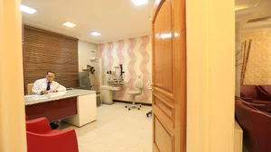 دکتر فرشید پرکار