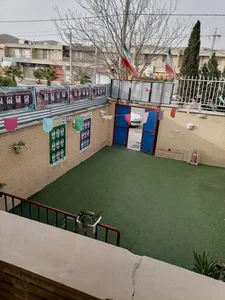 دبیرستان برازنده 4