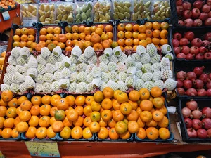 میوه فروشی محسن
