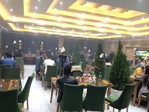 کافه رستوران لاکچری