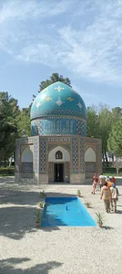 تندیس عطار کدکنی