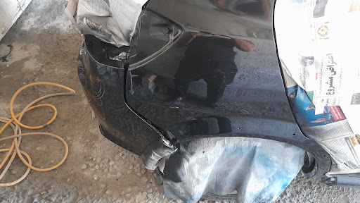 نقاشی اتومبیل حسین