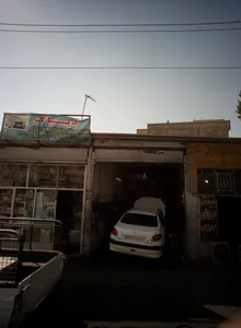 تعمیرگاه اتومبیل 2