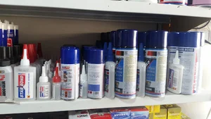 ابزار فروشی و تاسیسات کوهستانی