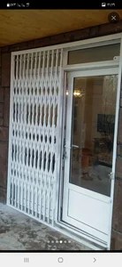 درب آکاردیونی و حفاظ در ستارخان 3