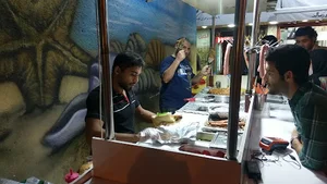 هات‌داگ دایی