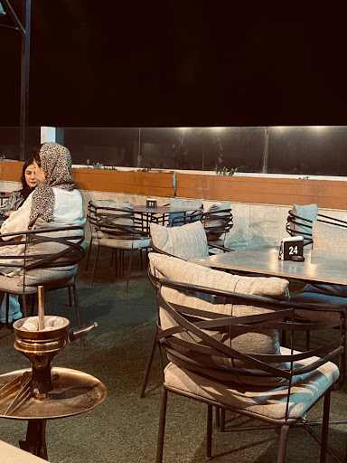 کافه اسکای لانژ