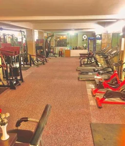 باشگاه بدنسازی مهران 3