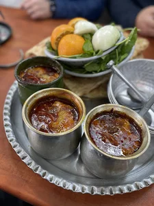 دیزی سرای صداقت