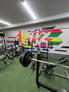 باشگاه بدنسازی تِتیس