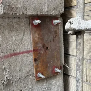 نصب رول‌بولت و انکربولت در منیریه 3