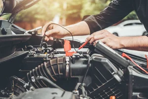 تعمیرگاه حاج هوشنگ تصدیقی