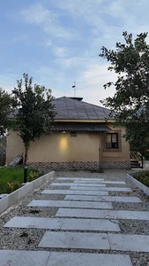 اقامتگاه خانه باغ سنتی چیکا