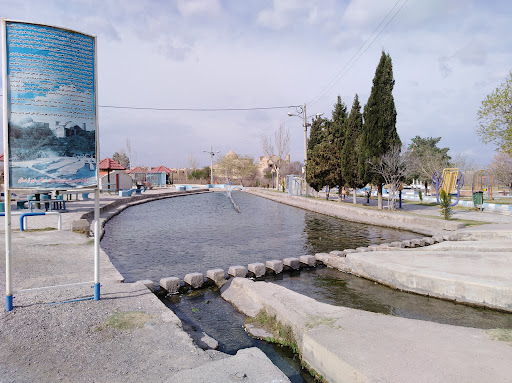 قنات تاریخی ارونه