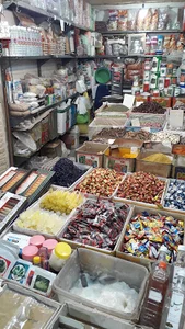 عطاری اکبر اسکندریان
