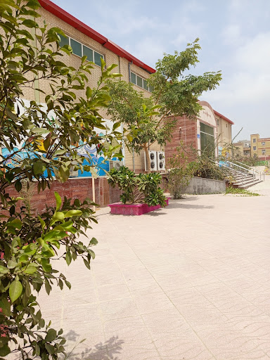 هنرستان دخترانه