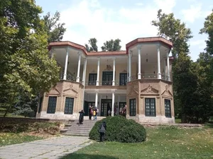 مجموعه فرهنگی تاریخی نیاوران 4