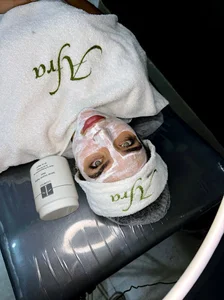 مطب پوست و مو افرا