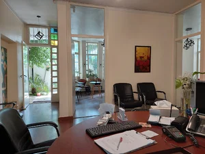 مدیریت والاتبار موسسه و آموزشگاه زبان (آلمانی، انگلیسی، ترکی، اسپانیایی، فرانسه، ...) شکوه فرهنگ