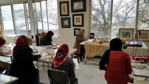آموزشگاه عمران و هنرهای تجسمی برگ