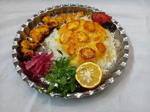 تهیه غذای و کترینگ دنیای ته‌چین