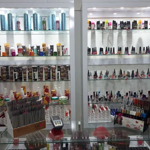 آرایشی بهداشتی گراناز(ناروئی)
