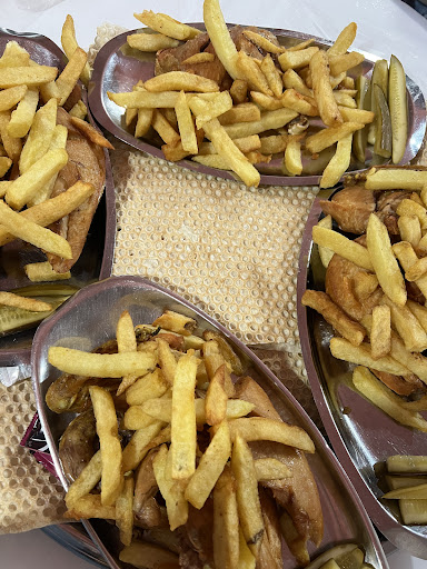 رستوران کا‌باقی