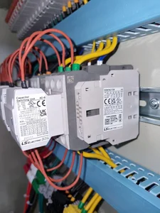 ساخت و تعمیر تابلو برق صنعتی 4