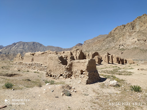سد خاکی دره گاهان تفت