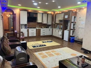 اجاره روزانه آپارتمان نسیم حسن زاده 4