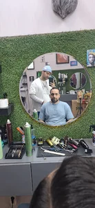 آرایشگاه رضا ادهمی