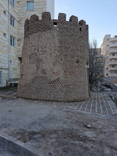 برج خشتی تاریخی ارگ ججین